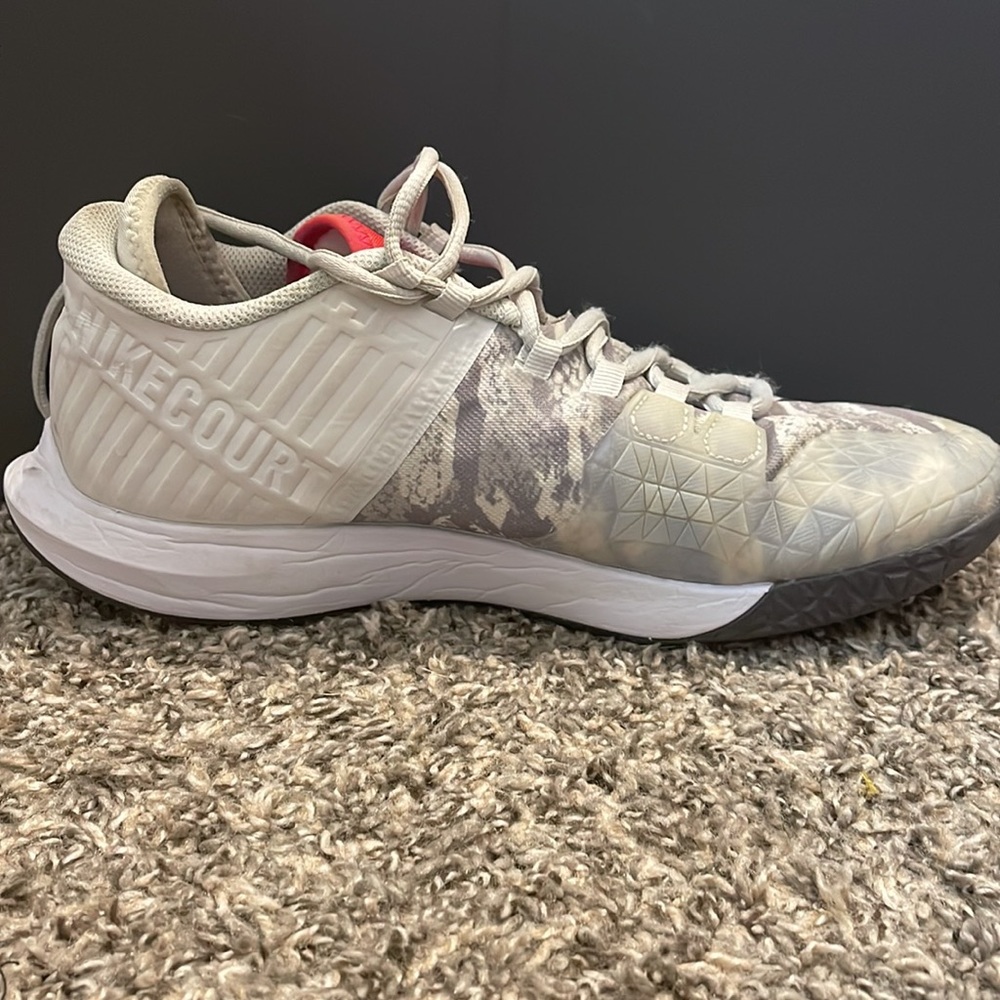 *SOLD* Nike Court Air Zoom Zero Tennis shoes - Picture 4 of 4